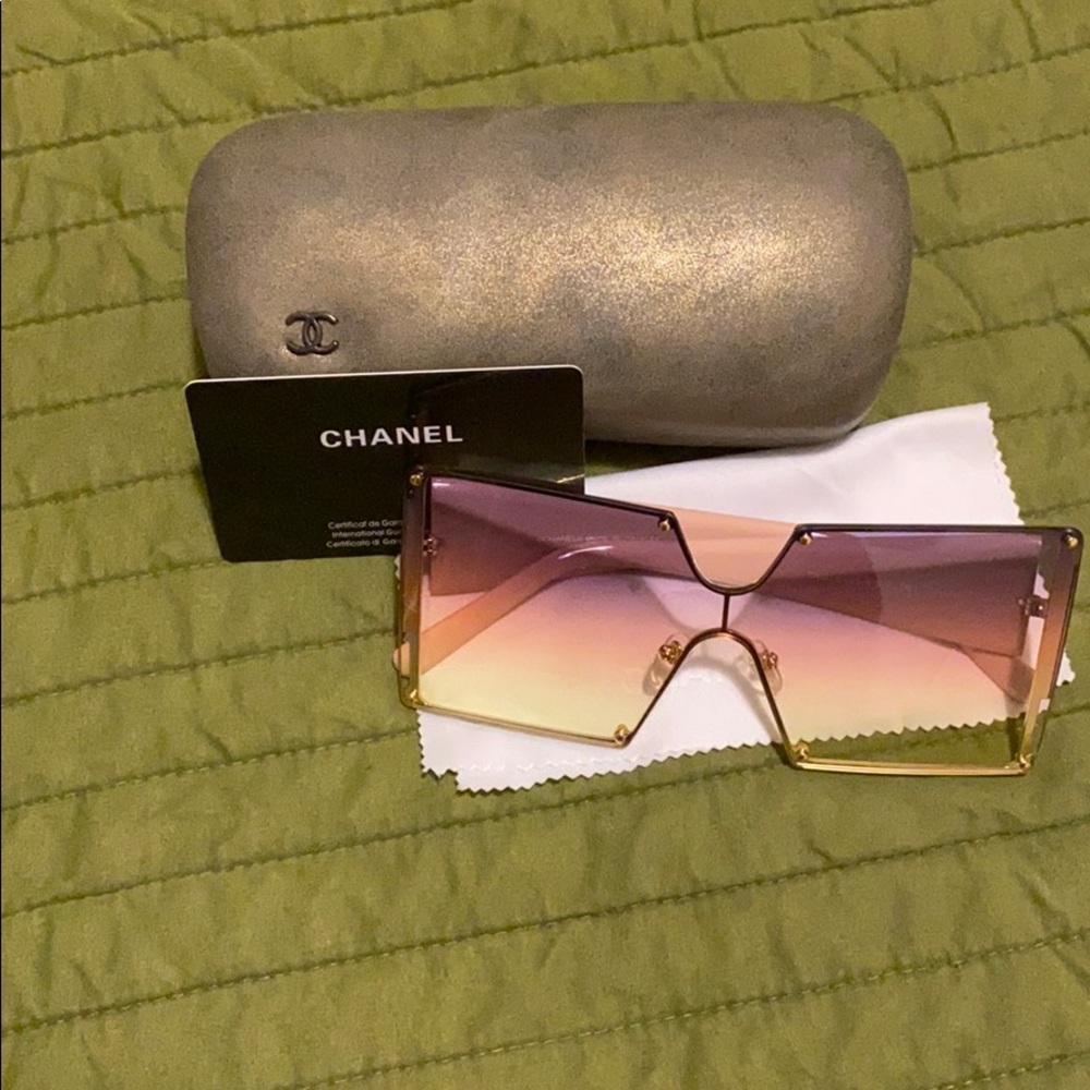 Brand new never worn Chanel sunglasses